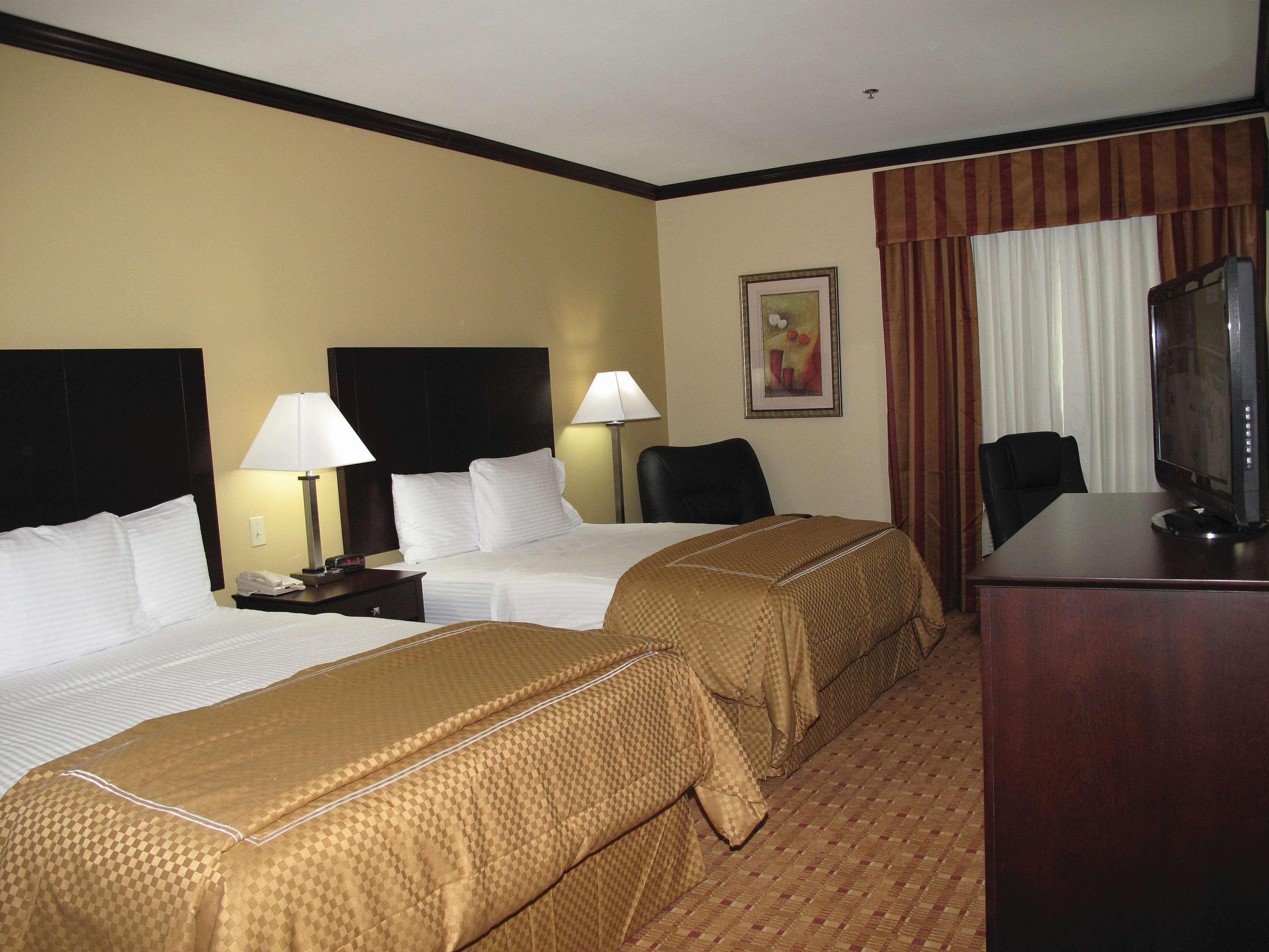 Hotel La Quinta By Wyndham Ennis Extérieur photo