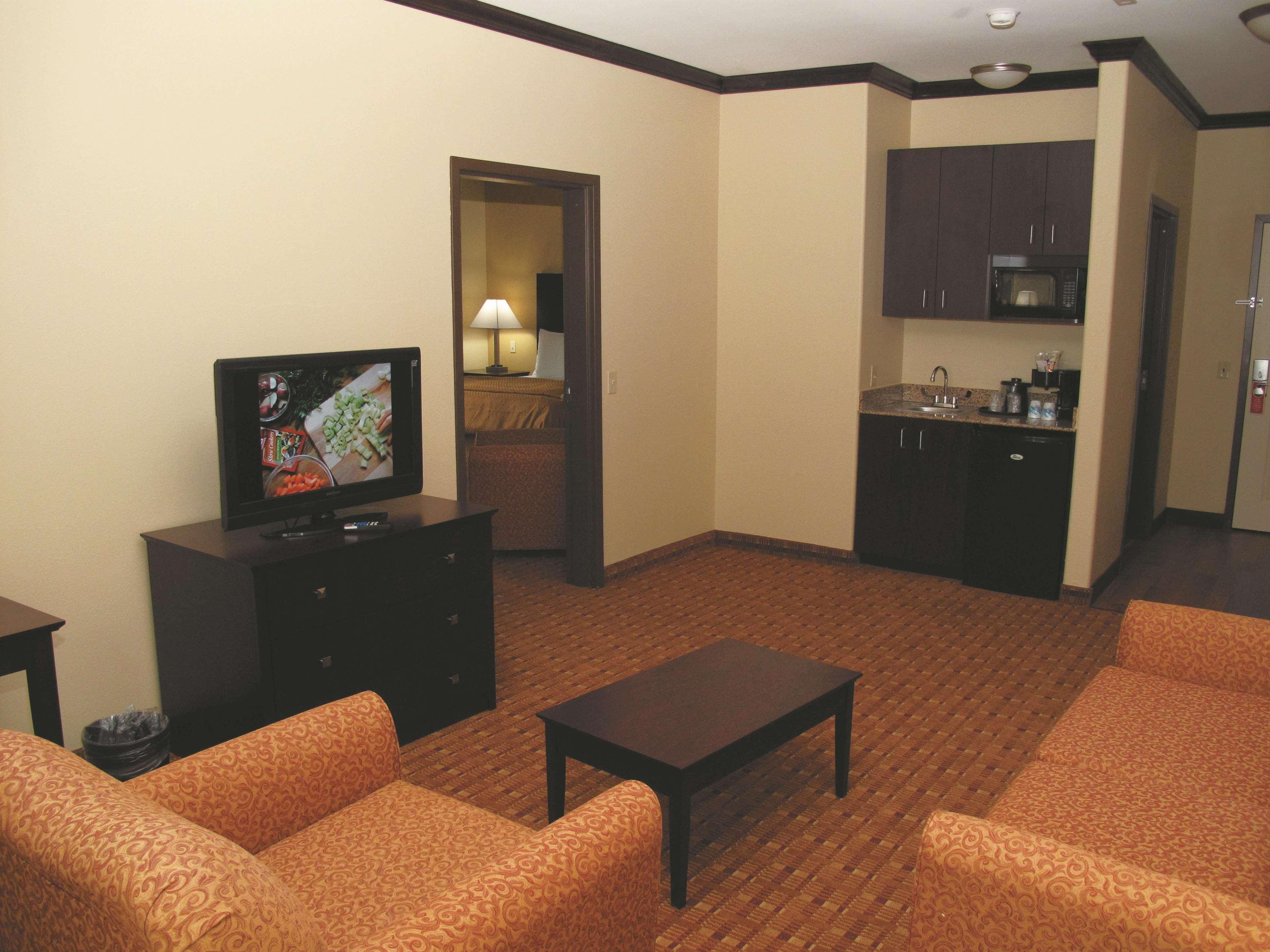 Hotel La Quinta By Wyndham Ennis Extérieur photo