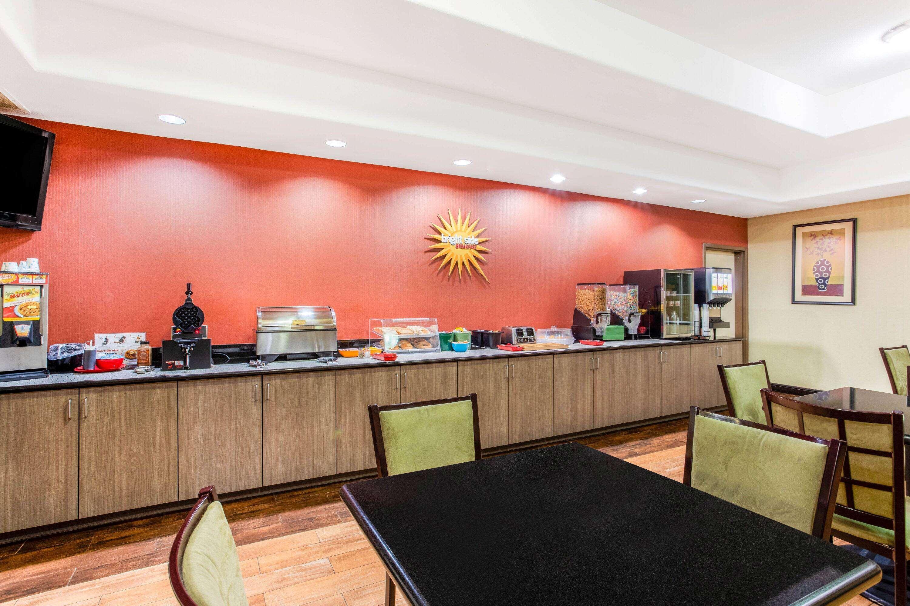 Hotel La Quinta By Wyndham Ennis Extérieur photo